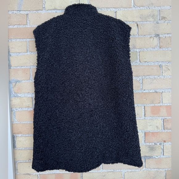 Kaffe Black Teddy Vest - Picture 3 of 3